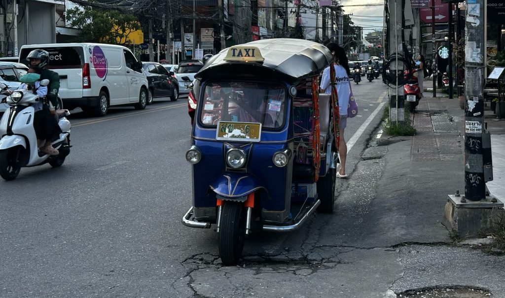 Tayland'daki Tuk Tuk taxi.
